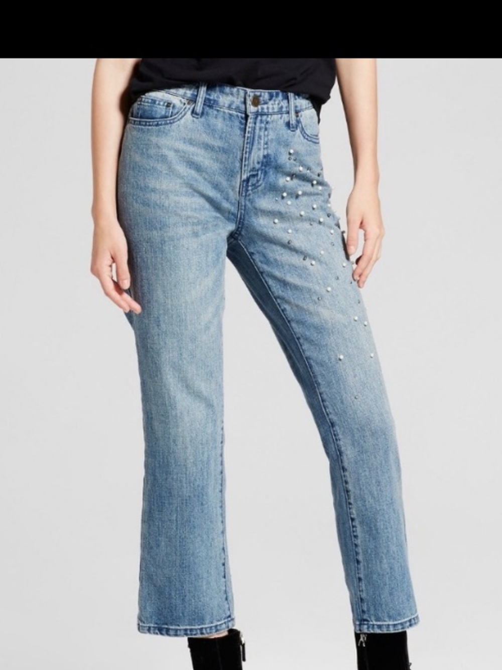 Who What Wear Women's Straight Leg Pearl Embellished Jean Light Vintage Wash